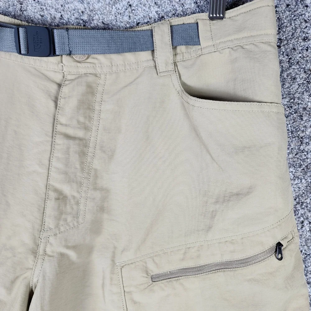 The North Face Shorts Mens Large Khaki Hiking Belted Cargo NWOT